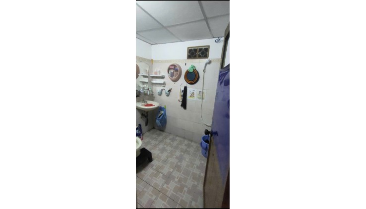 3.5 TỶ NHÀ ĐẸP LUNG LINH - 2 TẦNG - 2 PN CỰC ĐẸP - ĐƯỜNG HẺM XE MÁY - KHU AN NINH - YÊN TĨNH.